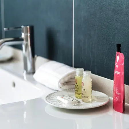 Petrarca 30 - Downtown * كومو